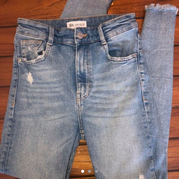 Zara Jeans - Picture 1 of 3